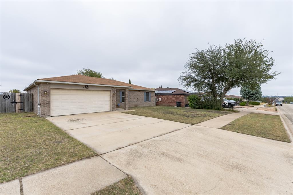 4405 Beach Ball Dr in Killeen, TX - Building Photo