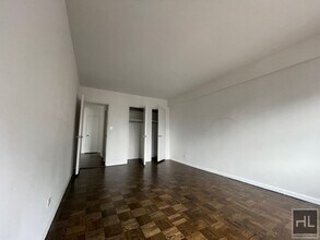 EAST 35 STREET, Unit 12DE in New York, NY - Building Photo - Building Photo