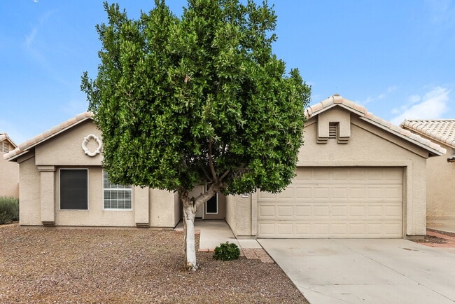 property at 252 W Wahalla Ln