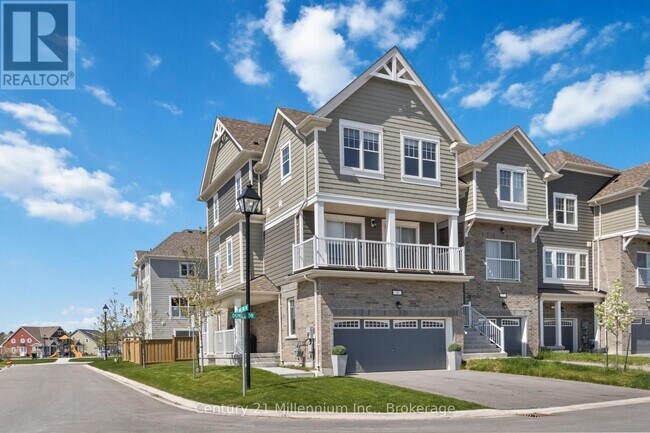 5 Dunes Dr in Wasaga Beach, ON - Building Photo - Building Photo