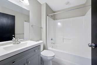 9036 Charlotte Ct in Ypsilanti, MI - Building Photo - Building Photo