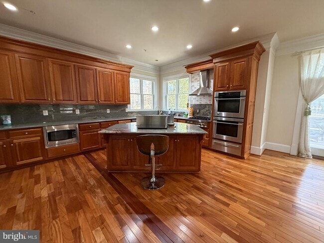 property at 8505 Howell Rd