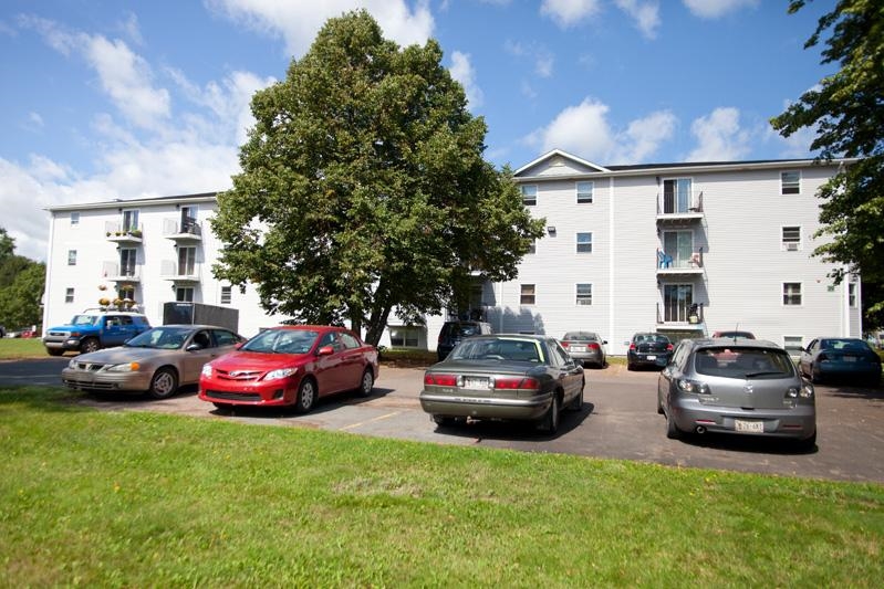 Kensington Court in Charlottetown, PE - Building Photo