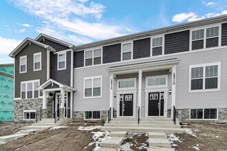 25712 W Yorkshire Dr in Plainfield, IL - Building Photo - Building Photo