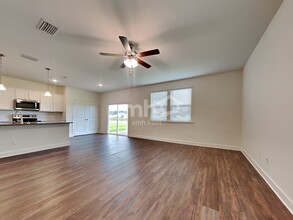 969 Tan Tara Trl in Jacksonville, FL - Building Photo - Building Photo