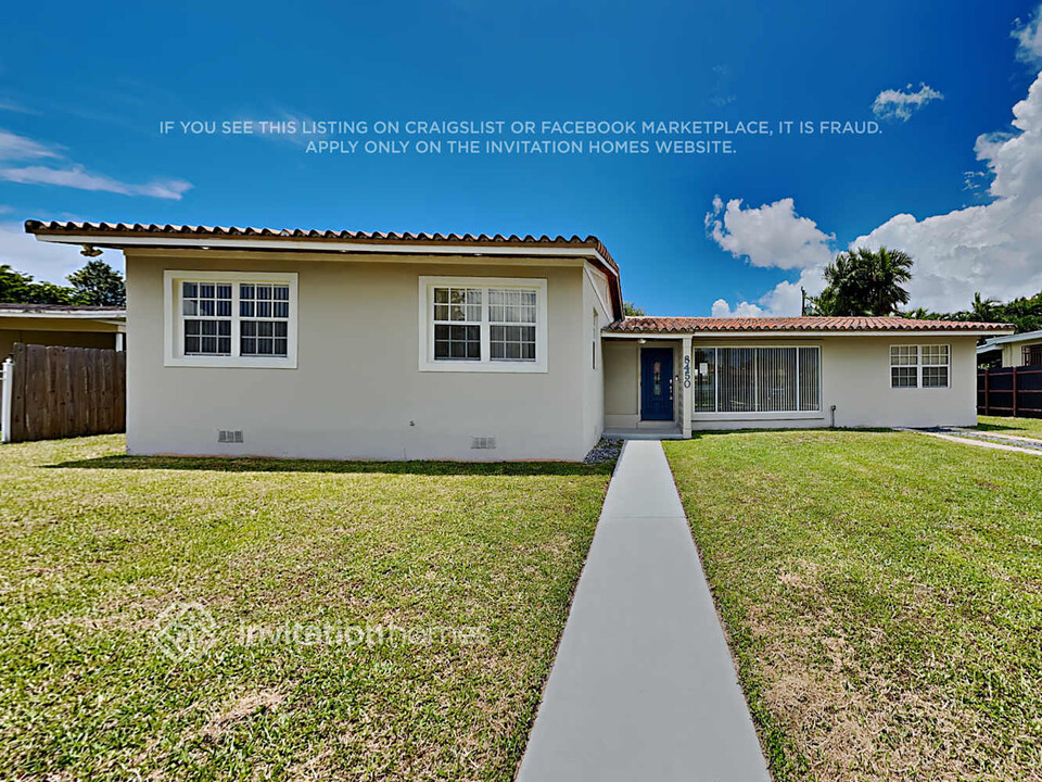 8450 SW 27th Terrace in Miami, FL - Building Photo