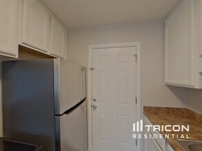 2205 Fernwood Dr in Colorado Springs, CO - Building Photo - Building Photo