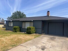 19337 Millicent St in Anderson, CA - Building Photo