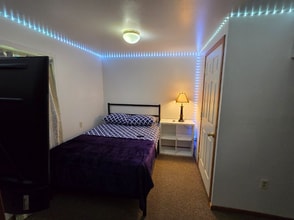 431 SW 156th St in Burien, WA - Foto de edificio - Building Photo