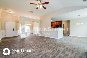 708 Winesap Ct in Hampton, GA - Foto de edificio - Building Photo