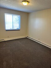 503 15th Ave SE in St. Cloud, MN - Building Photo - Building Photo