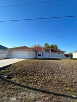 3315 8th St W in Lehigh Acres, FL - Building Photo