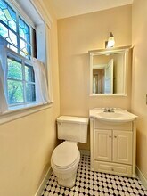 44 Southbourne Rd, Unit 1 in Boston, MA - Building Photo - Building Photo