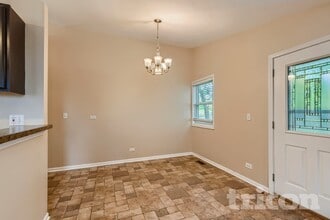 24 Daybreak Ridge Trail in Cary, IL - Foto de edificio - Building Photo