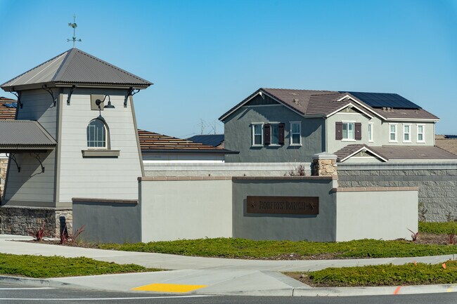 Carmello at Roberts Ranch in Vacaville, CA - Building Photo - Building Photo