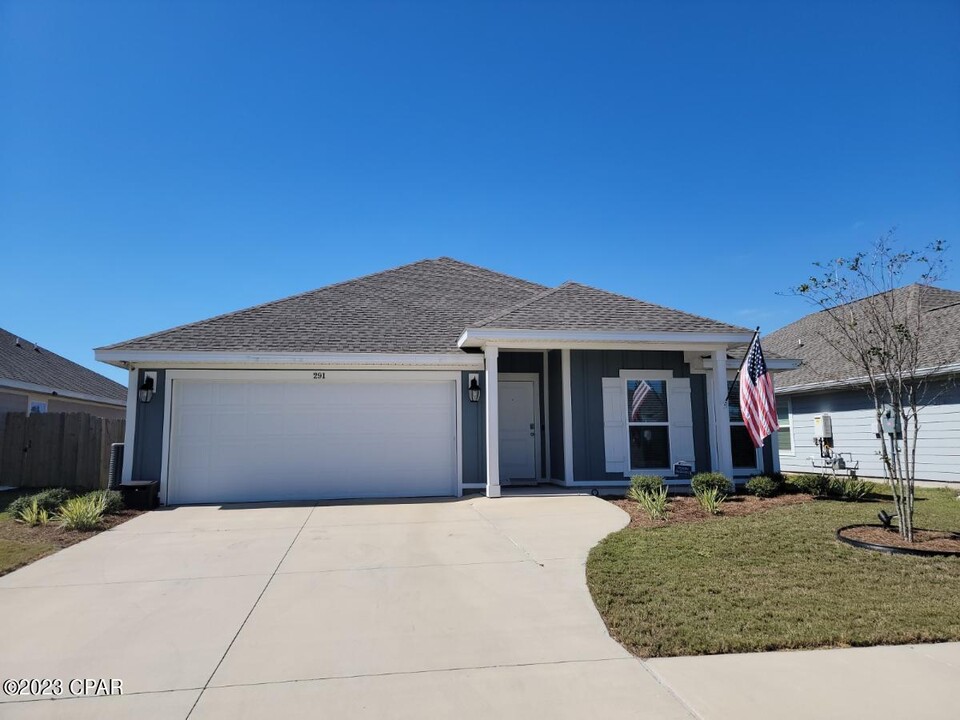 291 Bayou Bend Ln in Callaway, FL - Building Photo