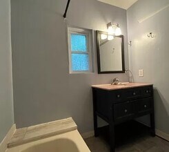 1311 E 1st St in Long Beach, CA - Building Photo - Building Photo