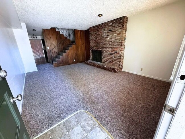 510 W Locust St in Lodi, CA - Building Photo - Building Photo