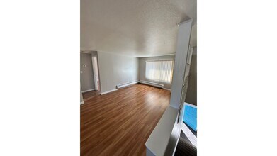 1303 W 23rd Ave in Anchorage, AK - Building Photo - Building Photo