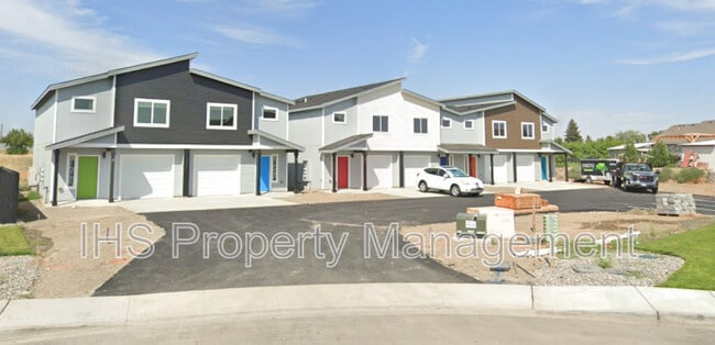 2511 Ronan St in Pasco, WA - Building Photo - Building Photo