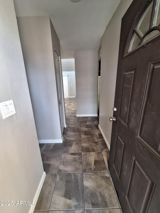 2940 N 38th St in Phoenix, AZ - Building Photo - Building Photo