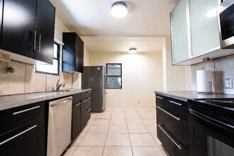 3927 E Montecito St in Tucson, AZ - Building Photo - Building Photo