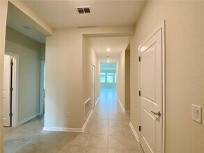 16456 Champlain St in Clermont, FL - Foto de edificio - Building Photo