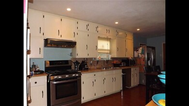 1939 Gaylord Dr in Dallas, TX - Building Photo - Building Photo