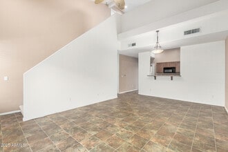 8003 W Zoe Ella Way in Peoria, AZ - Building Photo - Building Photo