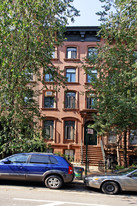 494 3rd St Apartments