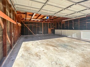 9206 Sharpview Dr in Houston, TX - Building Photo - Building Photo