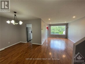 11 Landover Crescent in Ottawa, ON - Building Photo - Building Photo