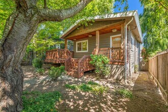 806 W Argand St in Seattle, WA - Building Photo - Building Photo