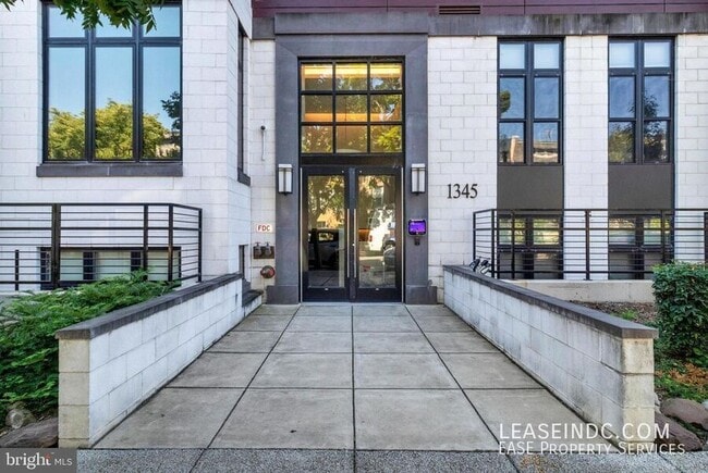 1345 K St SE in Washington, DC - Building Photo - Building Photo