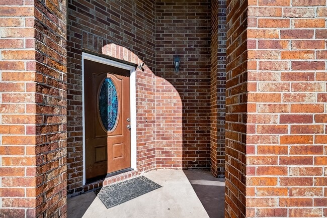 property at 5810 Post Oak Manor Dr