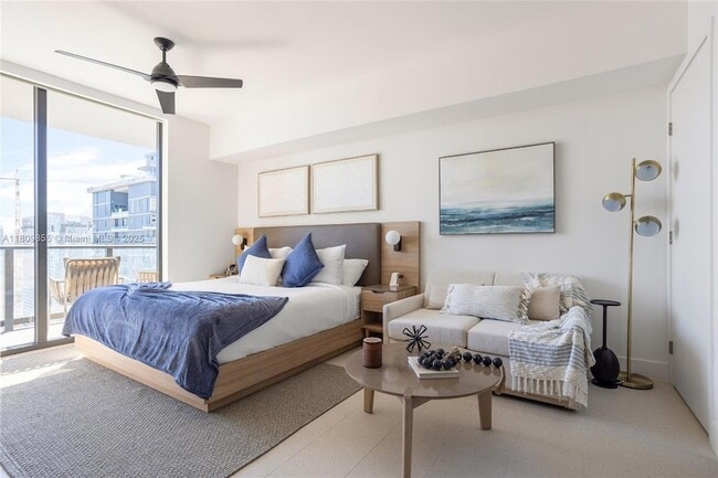 159 NE 6th St, Unit 3012 in Miami, FL - Building Photo - Building Photo