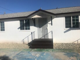 26881 John St in Boron, CA - Building Photo