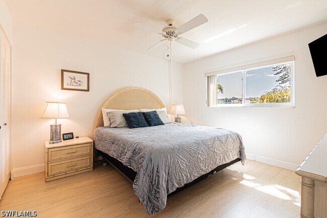 property at 1022 Manatee Rd