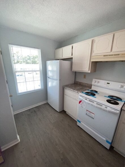 350 Beverly St in Hinesville, GA - Building Photo - Building Photo