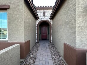 8731 W Wagon Wheel Dr in Glendale, AZ - Building Photo - Building Photo