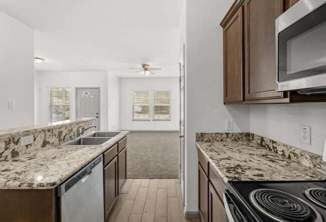 235 Calloway St in Houston, TX - Building Photo - Building Photo