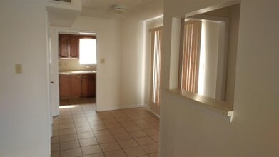 113 Oak Ridge Ave in Donaldsonville, LA - Building Photo - Building Photo