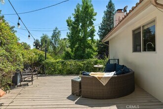 1733 Arteique Rd in Topanga, CA - Building Photo - Building Photo