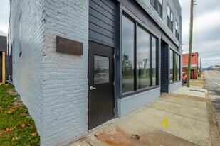 1108 McCallie Ave, Unit 208 in Chattanooga, TN - Building Photo