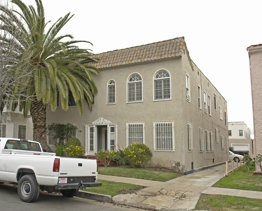 442 N Orange Grove Ave in Los Angeles, CA - Building Photo