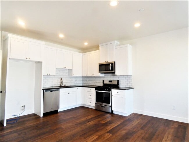 5385 Bishop St in Cypress, CA - Building Photo - Building Photo