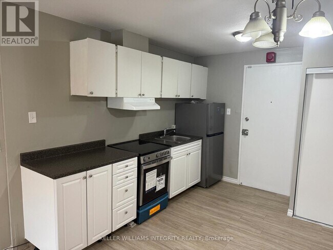 1435 Morisset Ave in Ottawa, ON - Building Photo - Building Photo