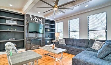 1732 22nd Ave N in Nashville, TN - Foto de edificio - Building Photo