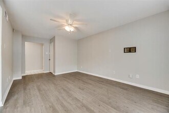 15914 Stillwood St in Dallas, TX - Building Photo - Building Photo