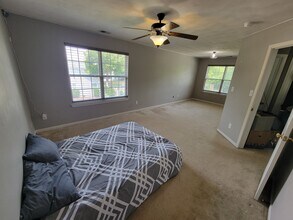 2257 Averill Dr in Chesapeake, VA - Building Photo - Building Photo